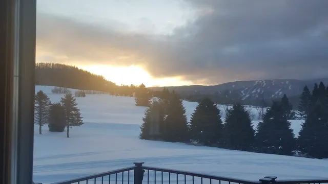 $469,900 | 32 King's Highway, Colebrook, NH 03576