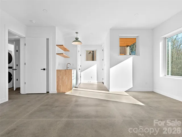 $940,000 | 171 Houston Place, Asheville, NC 28801