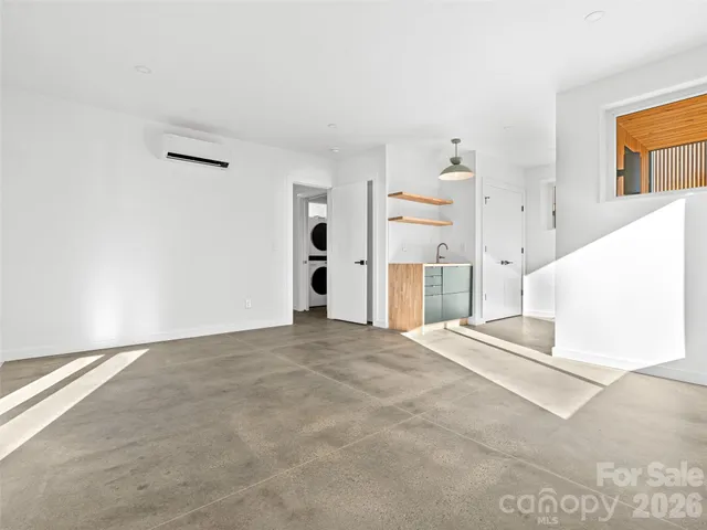 $940,000 | 171 Houston Place, Asheville, NC 28801