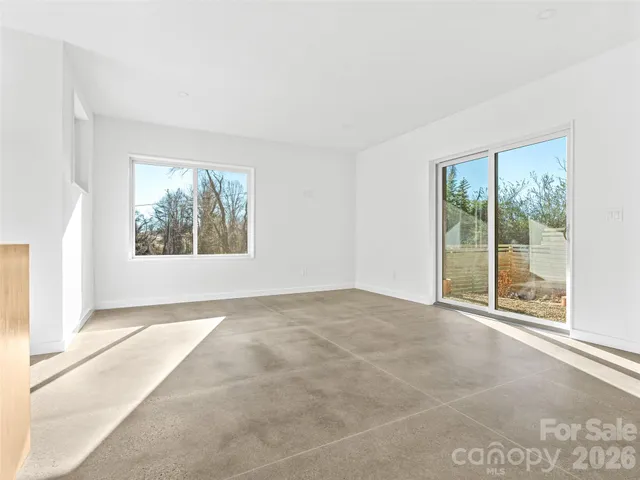 $940,000 | 171 Houston Place, Asheville, NC 28801