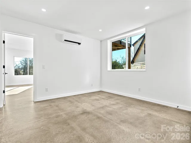 $940,000 | 171 Houston Place, Asheville, NC 28801