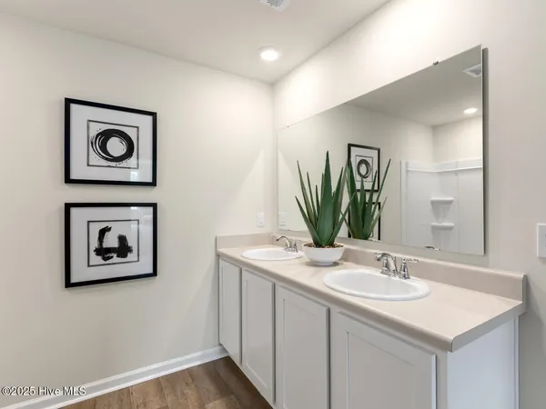 $316,990 | 418 Oak Knl Drive, Unit LOT 48, Jacksonville, NC 28540