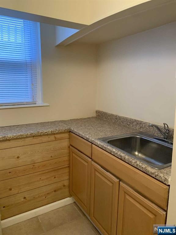 4 Oak Street Cresskill, NJ 07626 - Photo 11 of 12