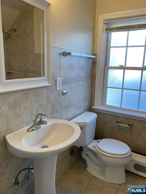 4 Oak Street Cresskill, NJ 07626 - Photo 8 of 12