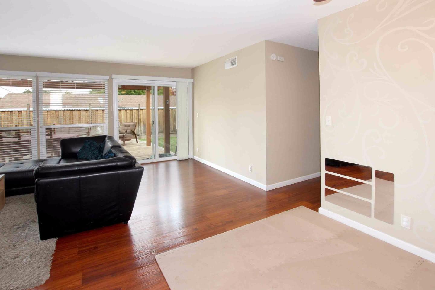890 South Wolfe Road Sunnyvale, CA 94086 - Photo 4 of 28 Gallery Image 4