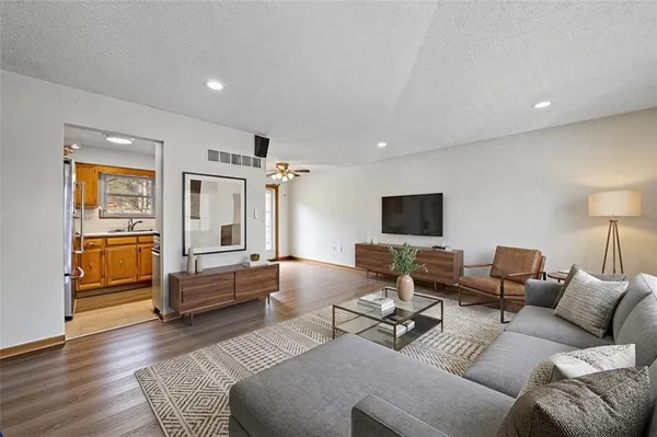$235,000 | 400 Northwest 78 Terrace, Kansas City, MO 64118