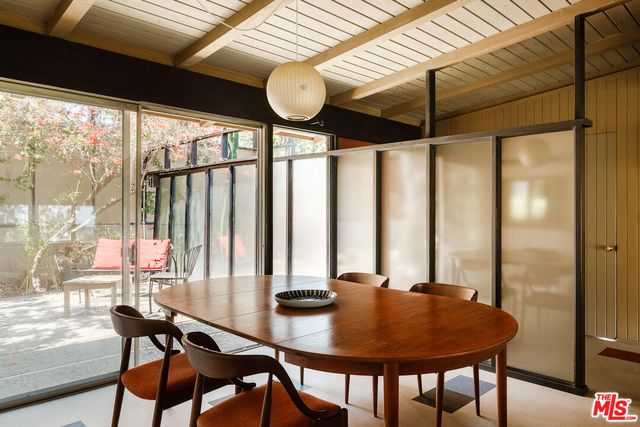 $1,798,000 | 2 Seahurst Road, Rolling Hills Estates, CA 90274