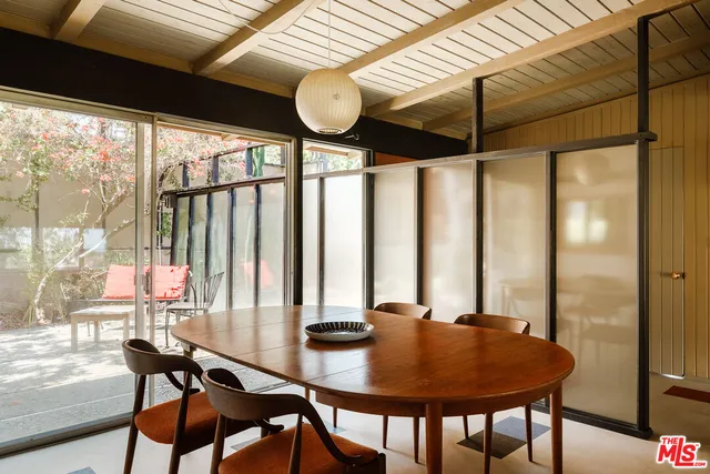 $1,798,000 | 2 Seahurst Road, Rolling Hills Estates, CA 90274