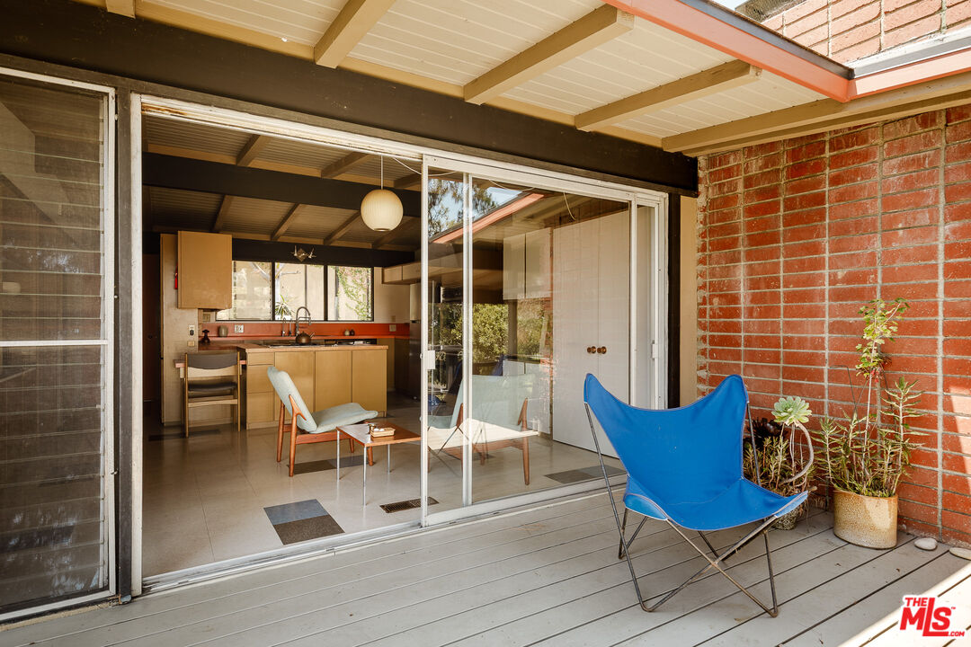 2 Seahurst Road Rolling Hills Estates, CA 90274 - Photo 28 of 54 a view of a chairs in a patio