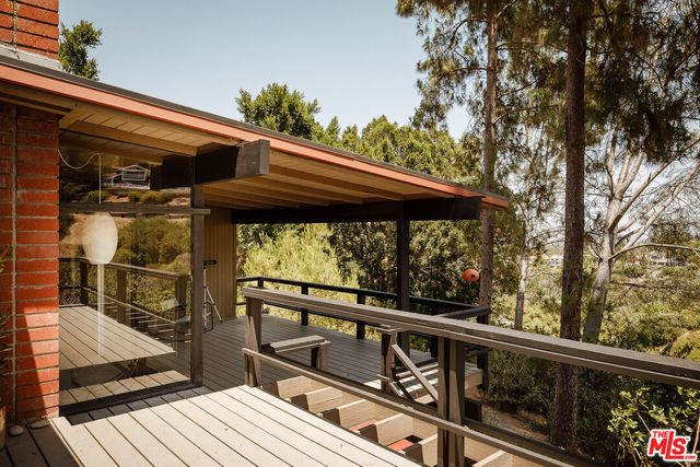 $1,798,000 | 2 Seahurst Road, Rolling Hills Estates, CA 90274