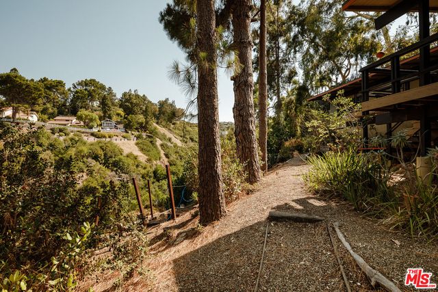 $1,798,000 | 2 Seahurst Road, Rolling Hills Estates, CA 90274