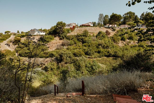 $1,798,000 | 2 Seahurst Road, Rolling Hills Estates, CA 90274