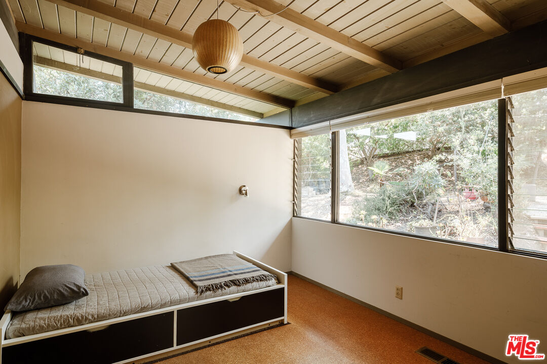2 Seahurst Road Rolling Hills Estates, CA 90274 - Photo 40 of 54 a view of room with window
