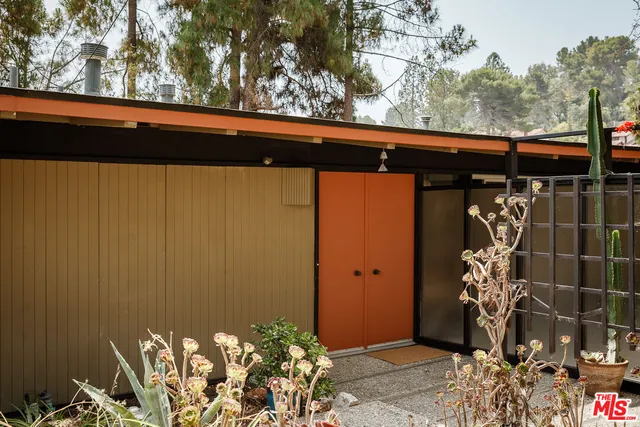 $1,798,000 | 2 Seahurst Road, Rolling Hills Estates, CA 90274