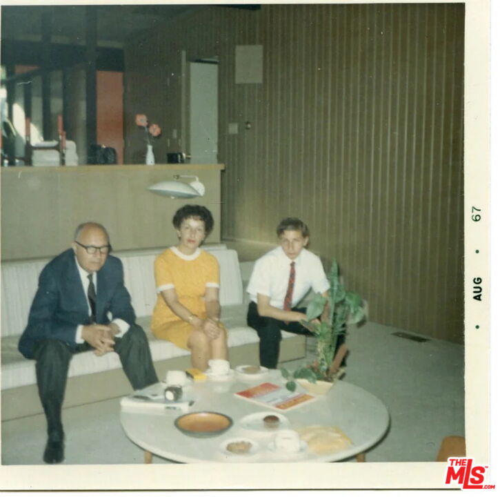 2 Seahurst Road Rolling Hills Estates, CA 90274 - Photo 53 of 54 a bathroom with a sink and mirror