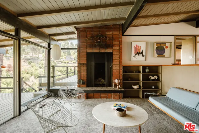 $1,798,000 | 2 Seahurst Road, Rolling Hills Estates, CA 90274