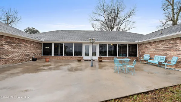 $625,000 | 1837 Highway 588, Ellisville, MS 39437