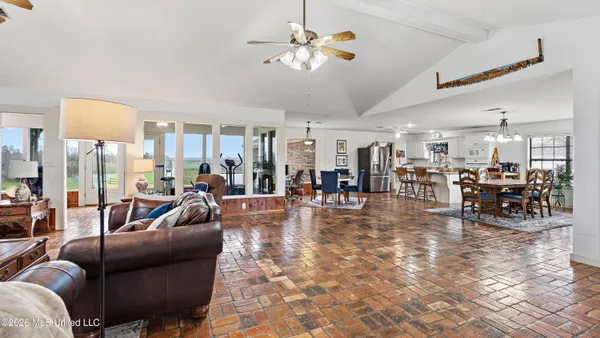 $625,000 | 1837 Highway 588, Ellisville, MS 39437