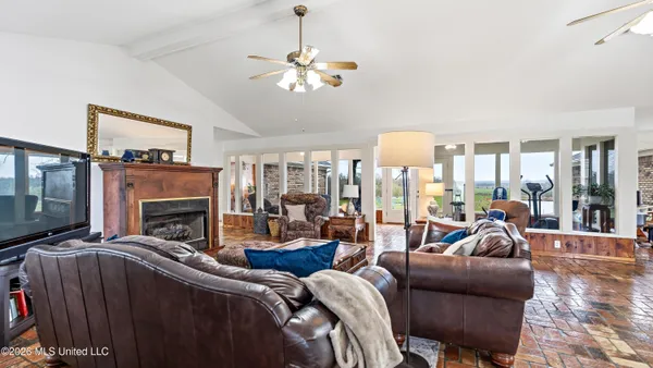 $625,000 | 1837 Highway 588, Ellisville, MS 39437