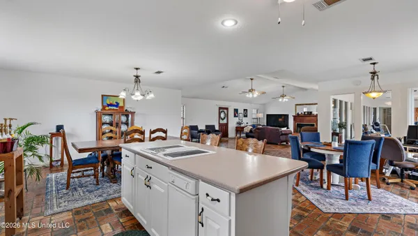 $625,000 | 1837 Highway 588, Ellisville, MS 39437