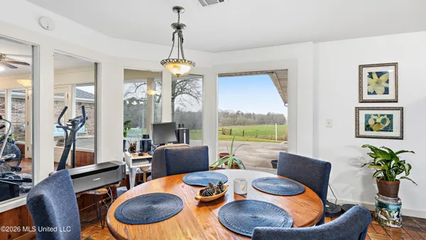 $625,000 | 1837 Highway 588, Ellisville, MS 39437