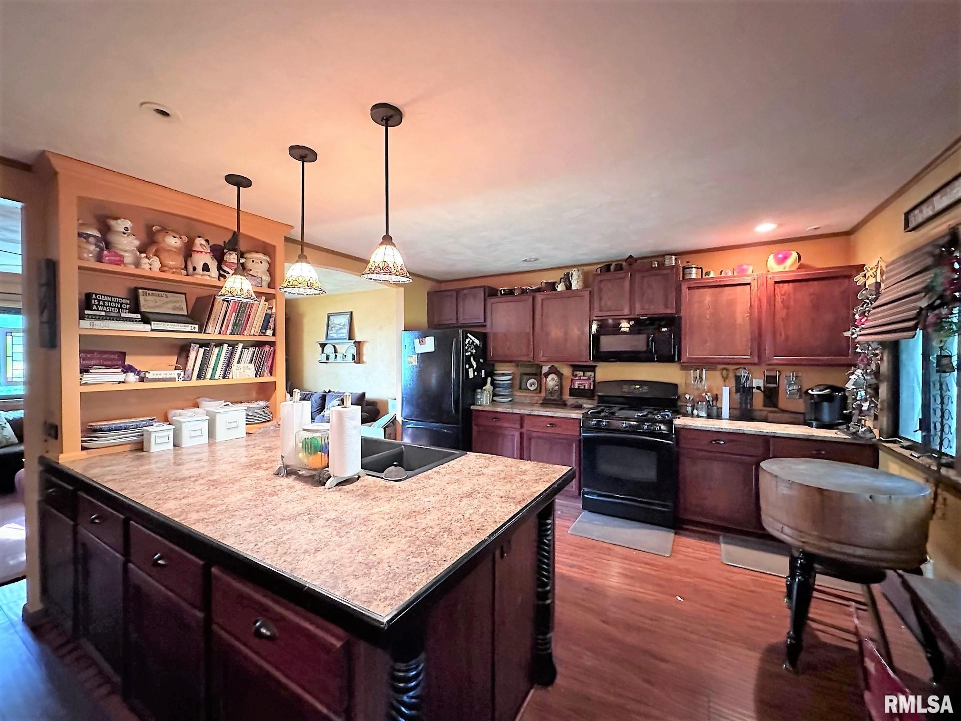 538 North Center Street Oneida, IL 61467 - Photo 22 of 59