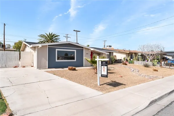 $2,795 | 2129 Michael Way, Las Vegas, NV 89108