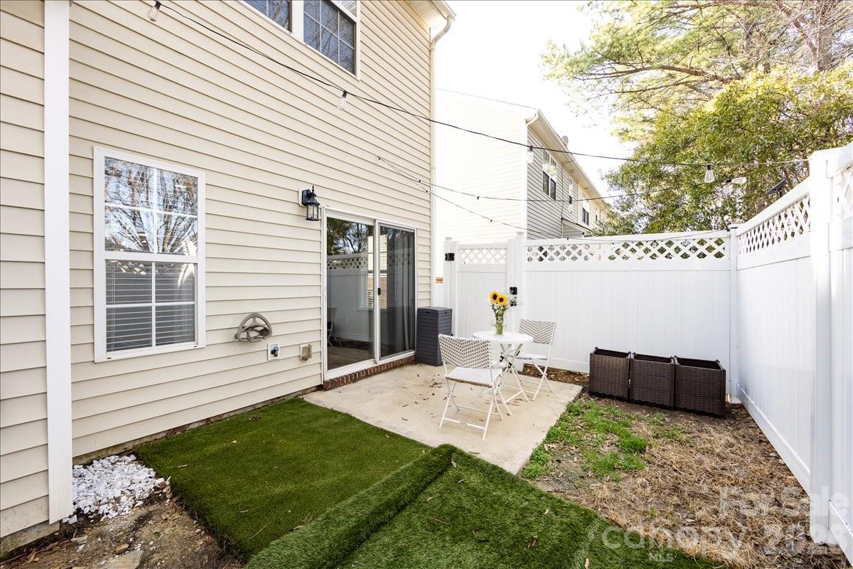 224 Azteca Drive Matthews, NC 28104 - Photo 5 of 48