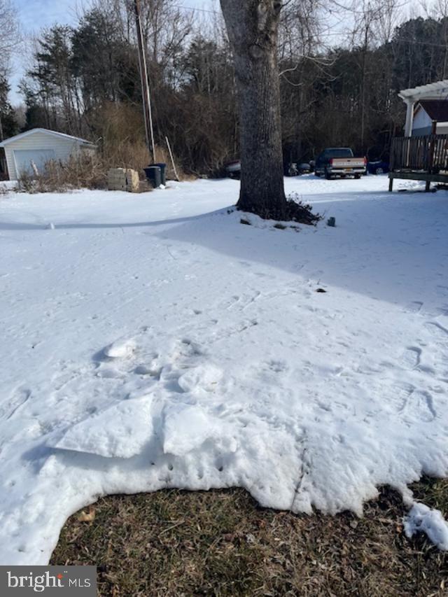 8021 Camp Town Road Spotsylvania, VA 22551 - Photo 12 of 16 Large back yard