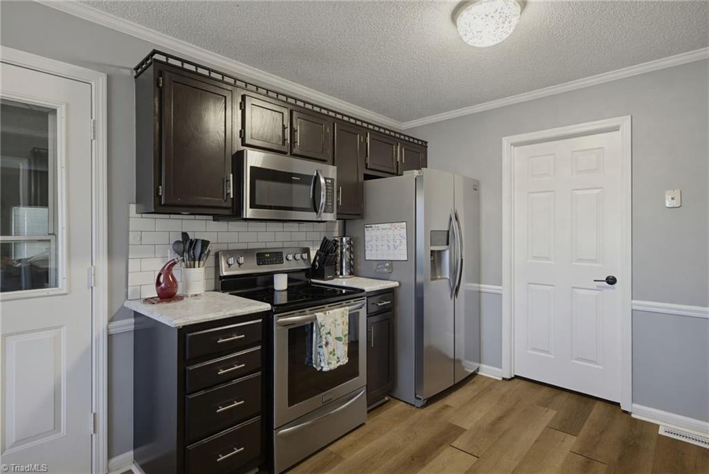 7494 Friendship Ledford Road Winston-Salem, NC 27107 - Photo 12 of 33