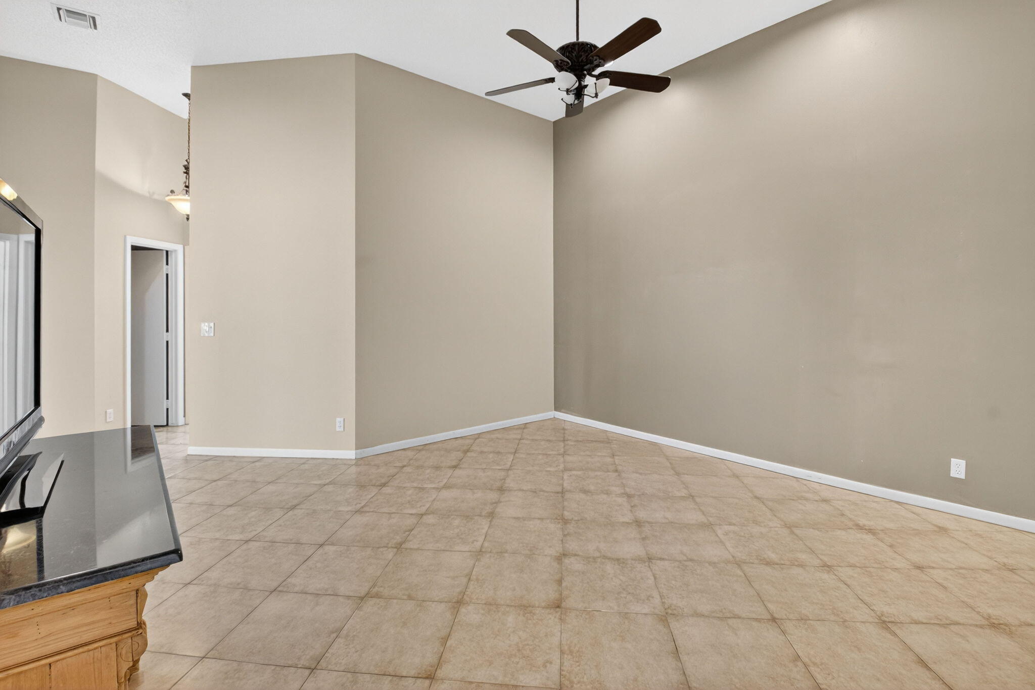 4101 Northwest 2nd Lane Delray Beach, FL 33445 - Photo 17 of 47 a view of a hallway