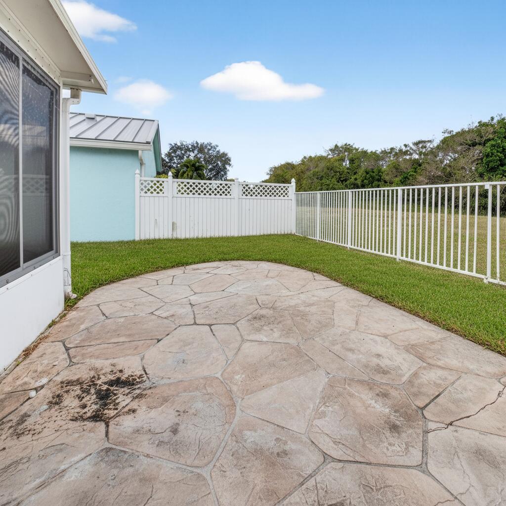 4101 Northwest 2nd Lane Delray Beach, FL 33445 - Photo 33 of 47 a view of backyard with green space