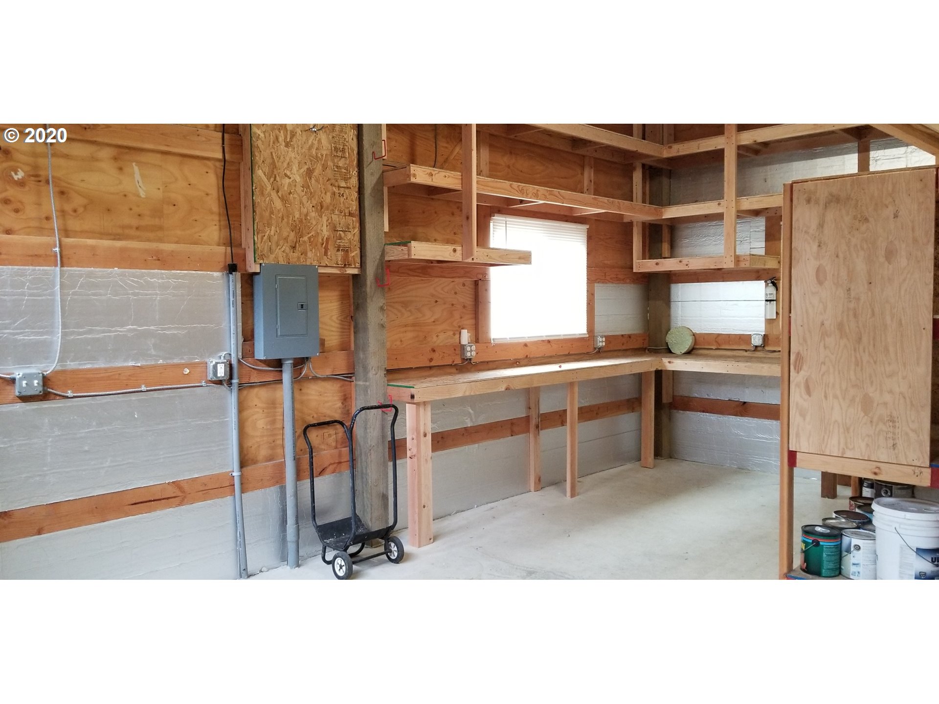 68152 Ridge Road North Bend, OR 97459 - Photo 21 of 32 Gallery Image 21