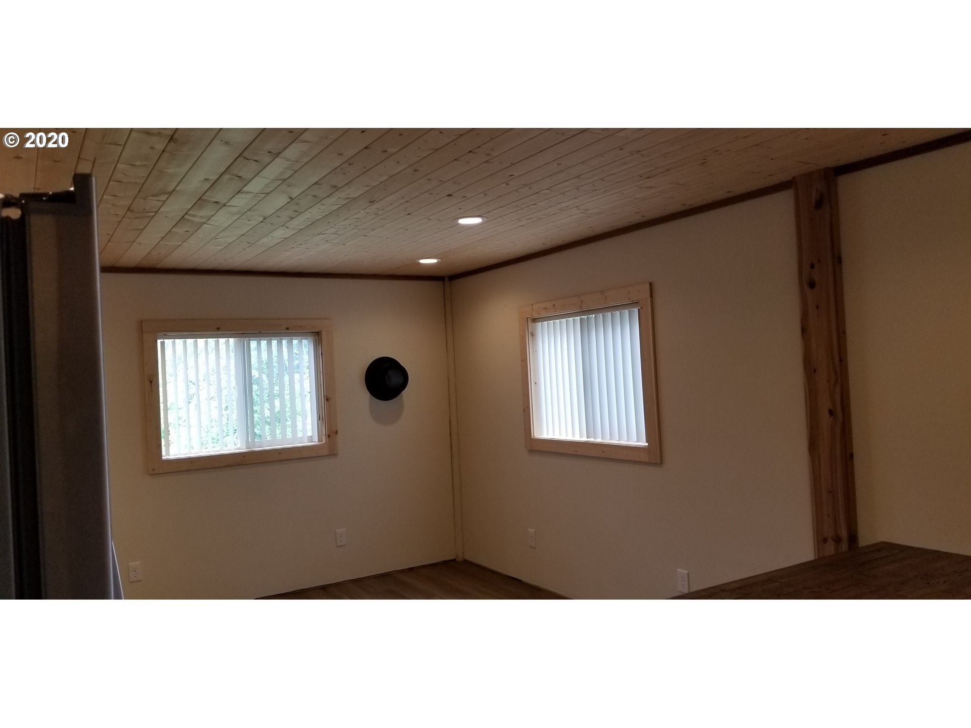 68152 Ridge Road North Bend, OR 97459 - Photo 27 of 32 Gallery Image 27