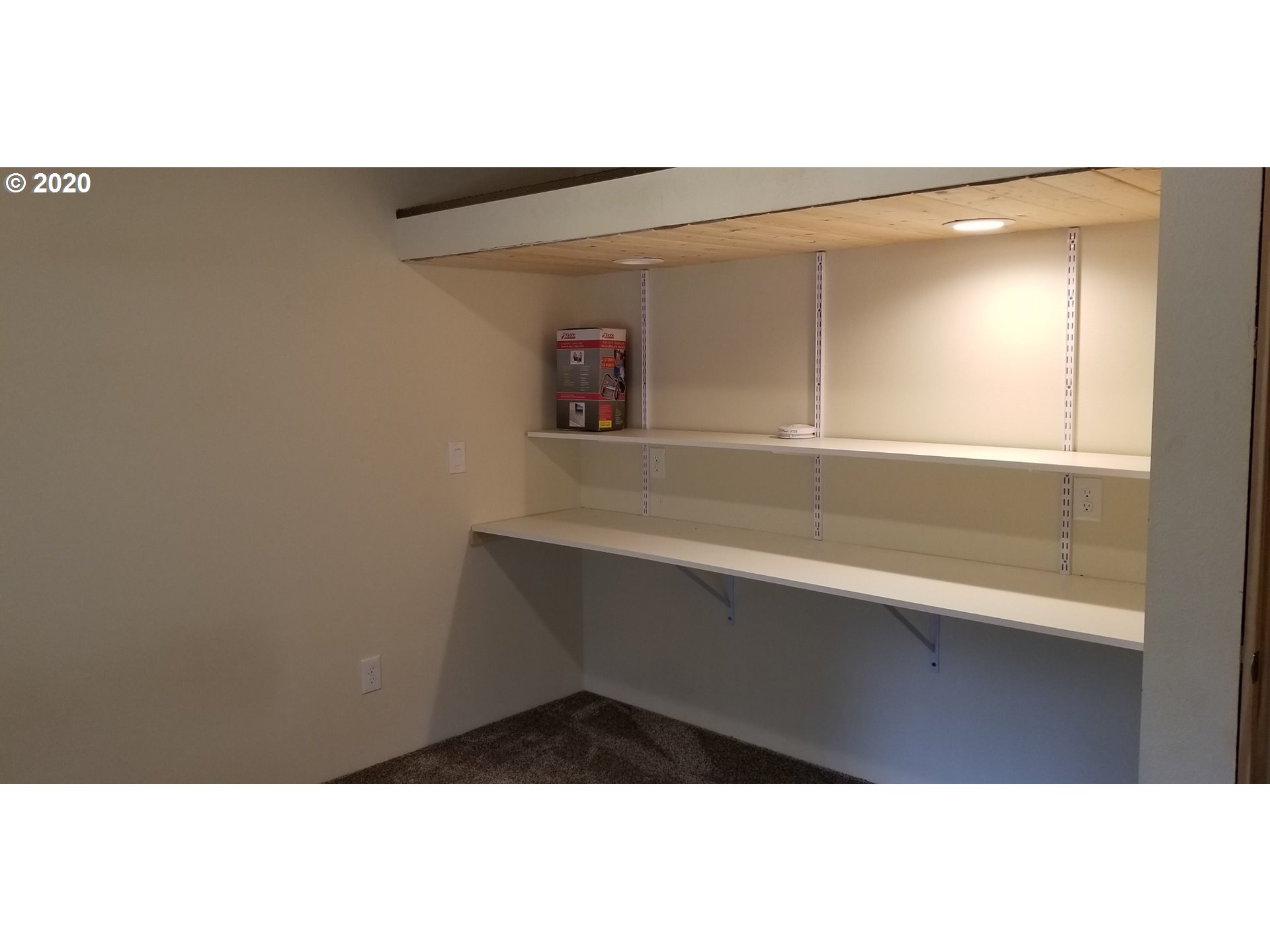 68152 Ridge Road North Bend, OR 97459 - Photo 30 of 32 Gallery Image 30