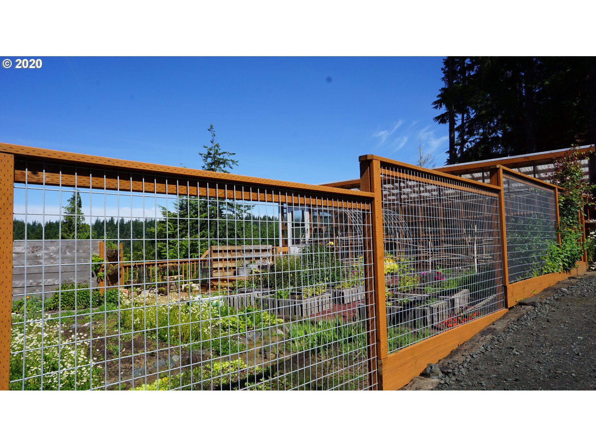 68152 Ridge Road North Bend, OR 97459 - Photo 4 of 32 Gallery Image 4