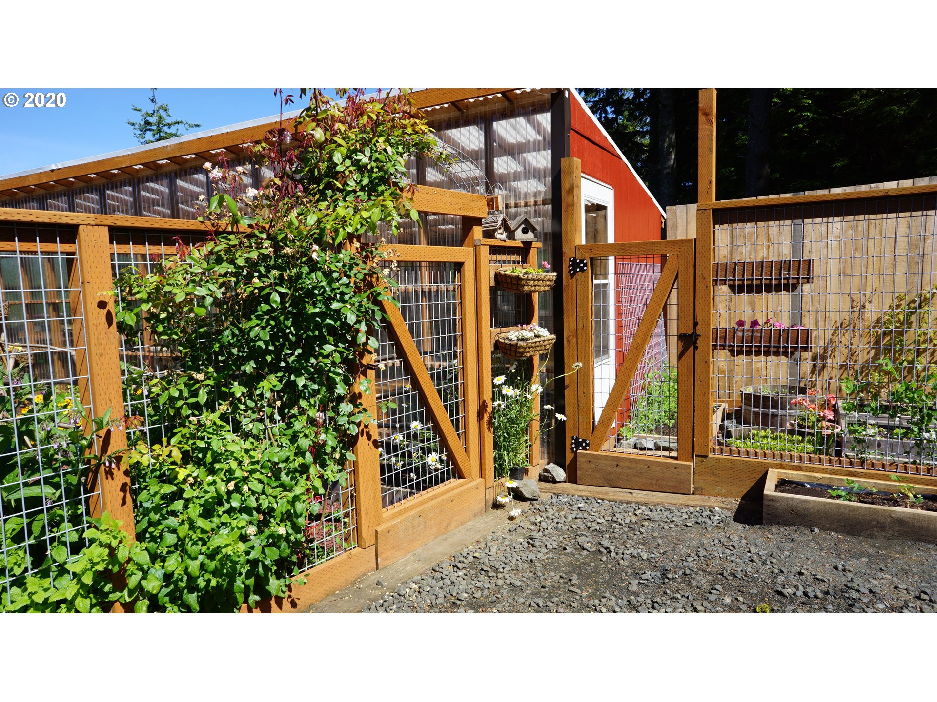 68152 Ridge Road North Bend, OR 97459 - Photo 7 of 32 Gallery Image 7