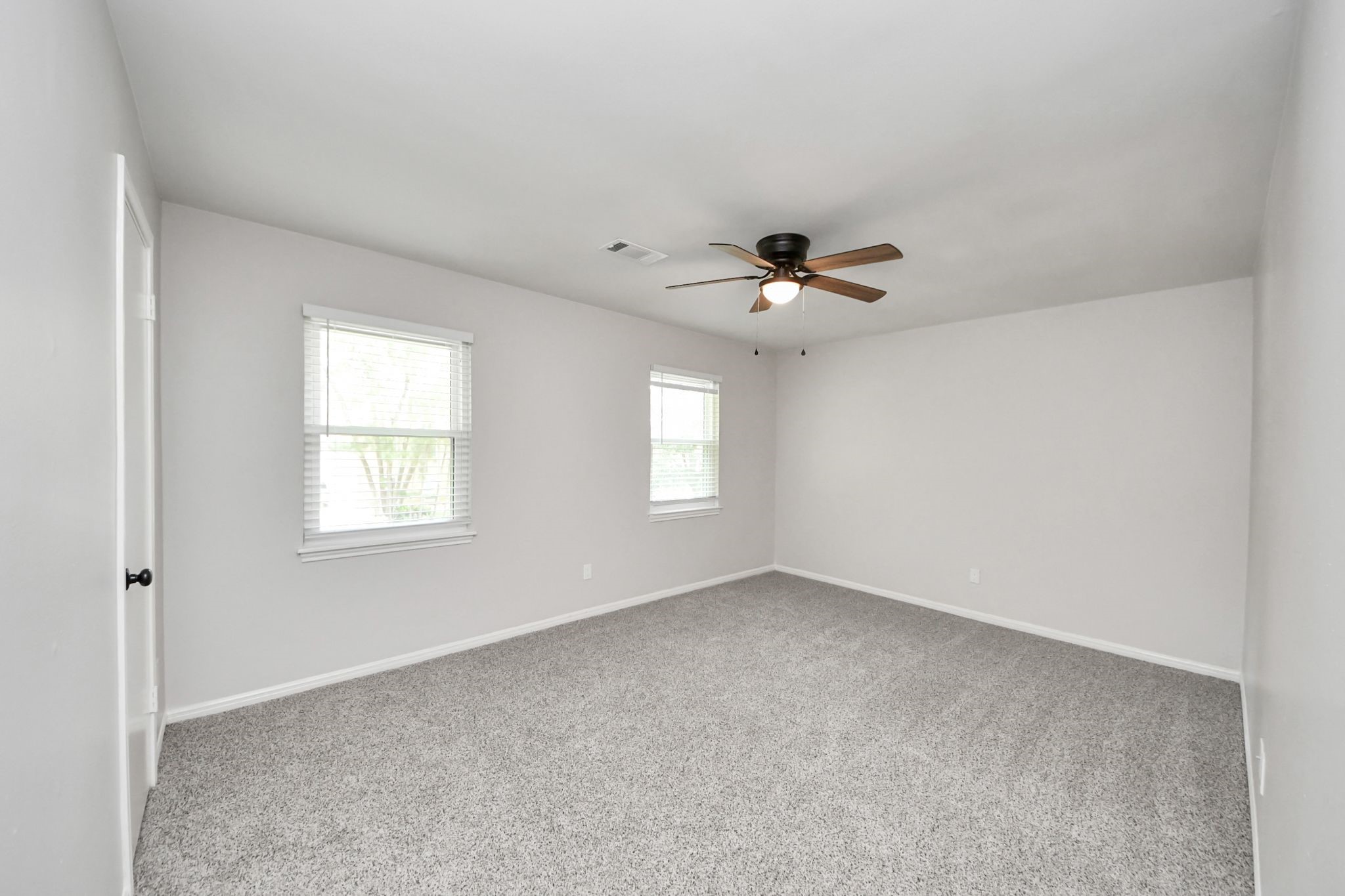 3923 Cypress Lake Drive Spring, TX 77388 - Photo 31 of 41 Bedroom 3 - Large Bedroom with Double Windows and Walk In Closet!