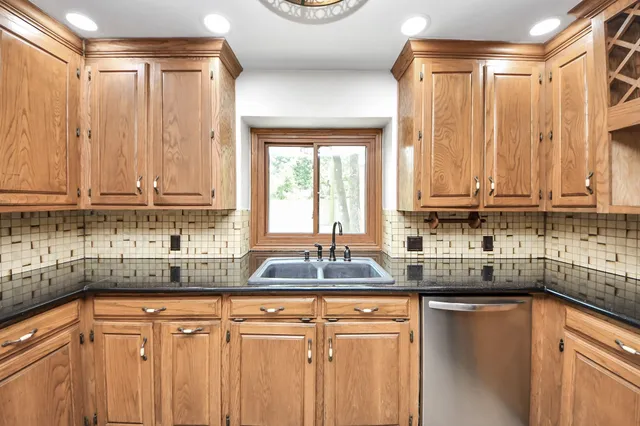 $379,000 | 3923 Cypress Lake Drive, Spring, TX 77388