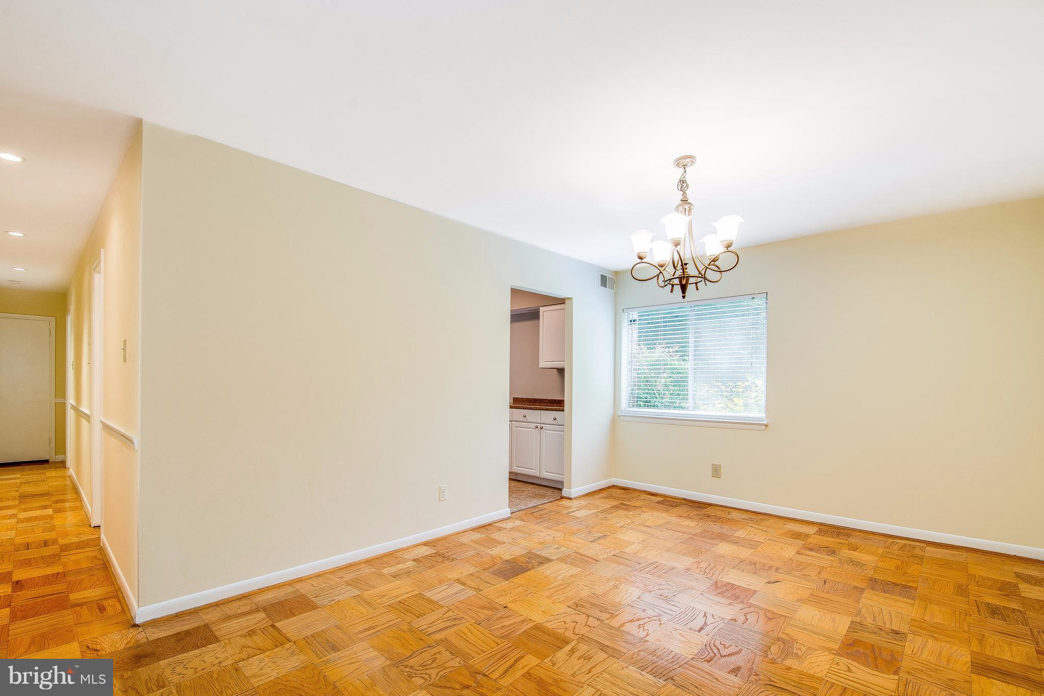 11615 Vantage Hill Road, Unit 2C Reston, VA 20190 - Photo 6 of 26 Interior (General)