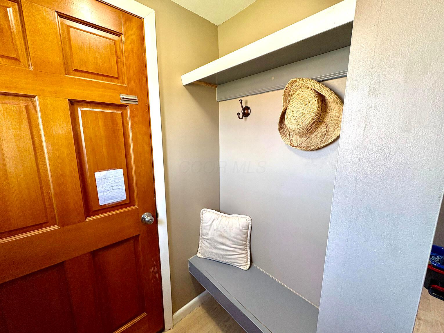 330 Midland Road Chillicothe, OH 45601 - Photo 18 of 38 Mud room area off garage