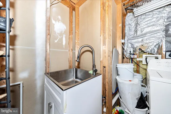 $3,000 | 9215 McCarty Road, Lorton, VA 22079