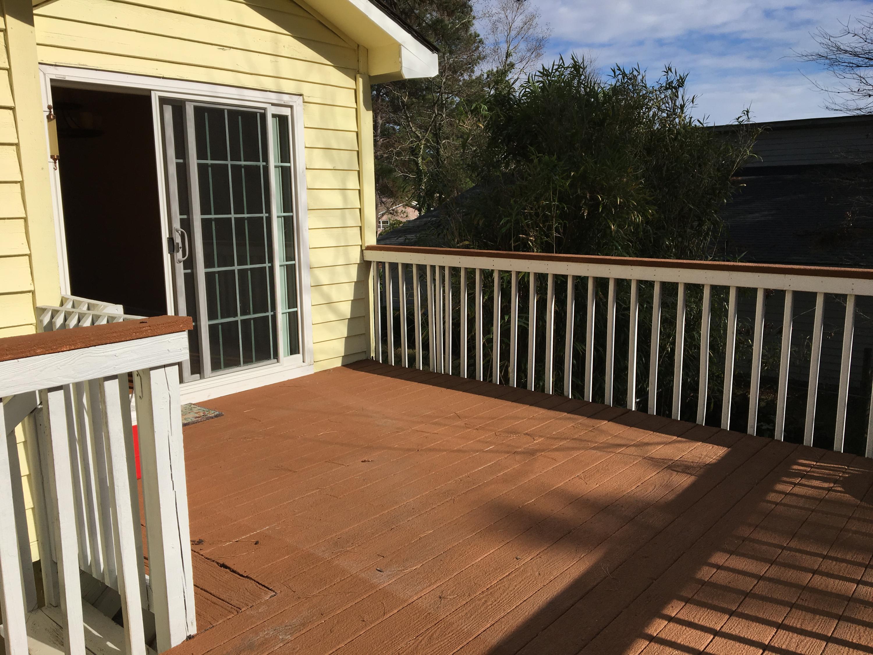 1788 Banbury Road Charleston, SC 29414 - Photo 26 of 29 Back Deck 2