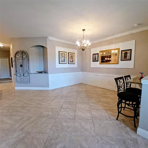 a view of a livingroom with furniture