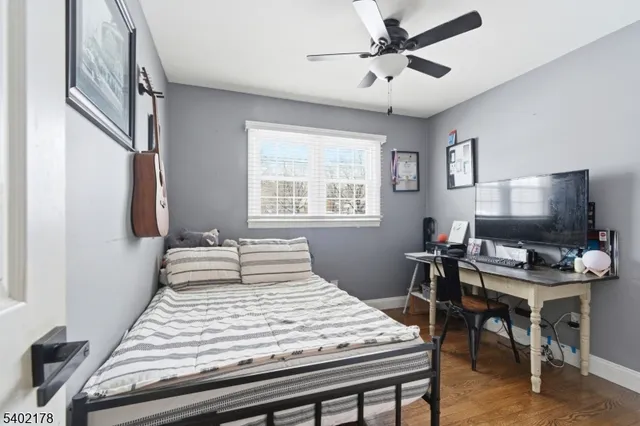 $549,900 | 17 Rosemont Road, Oak Ridge, NJ 07438