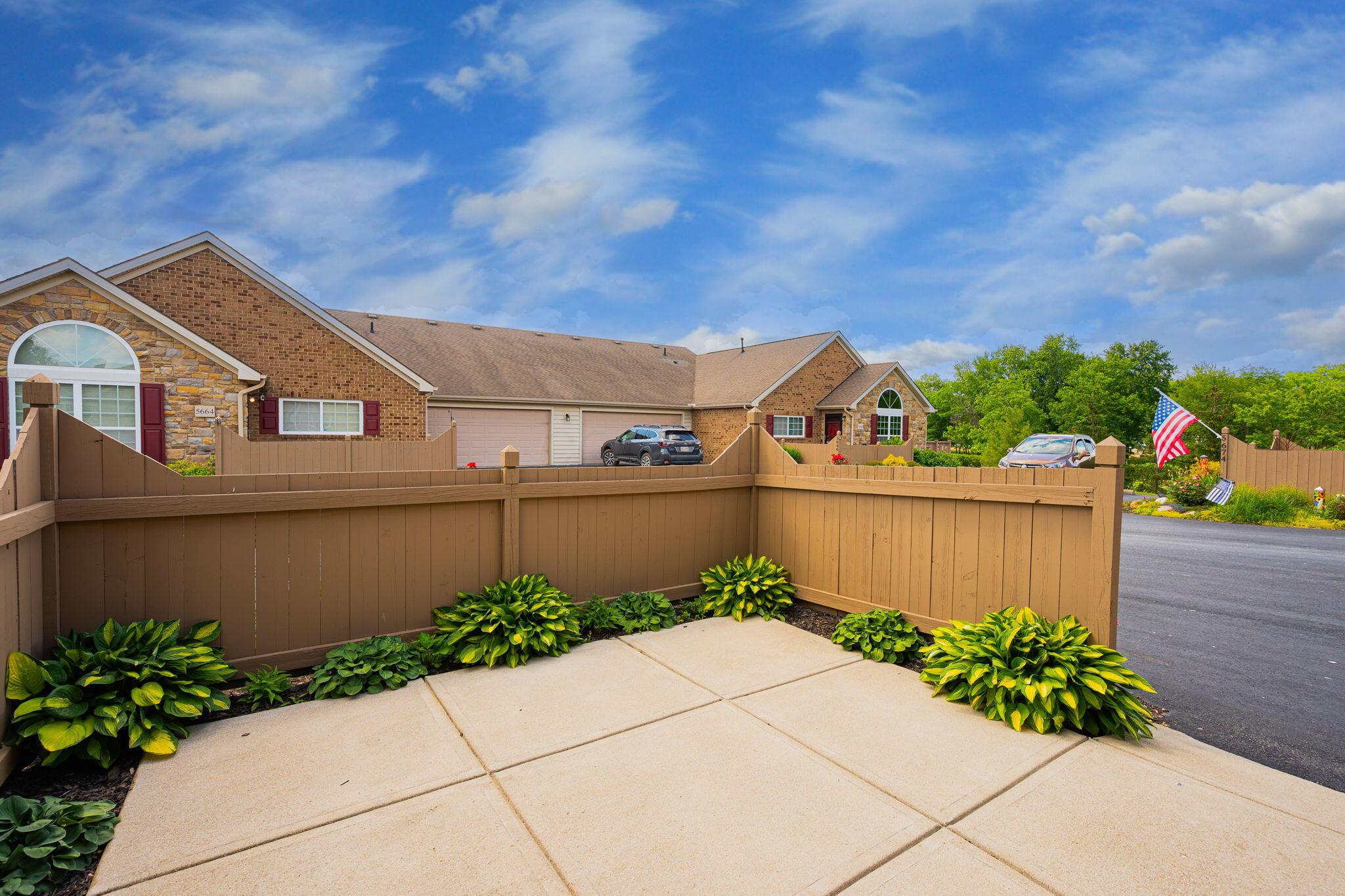 5676 Silver Frost Road, Unit 2 Westerville, OH 43081 - Photo 3 of 34