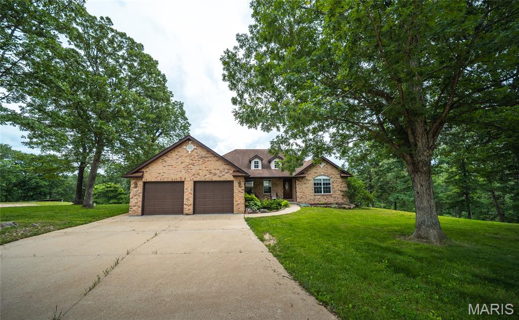 622 Elk Run St. Clair, MO 63077 - Photo 1 of 52