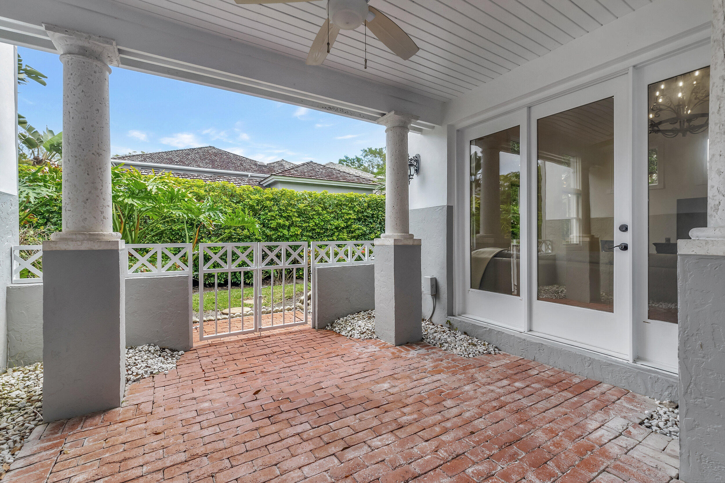 5600 Cambridge Boulevard Boca Raton, FL 33496 - Photo 13 of 27 22_dsc_1217