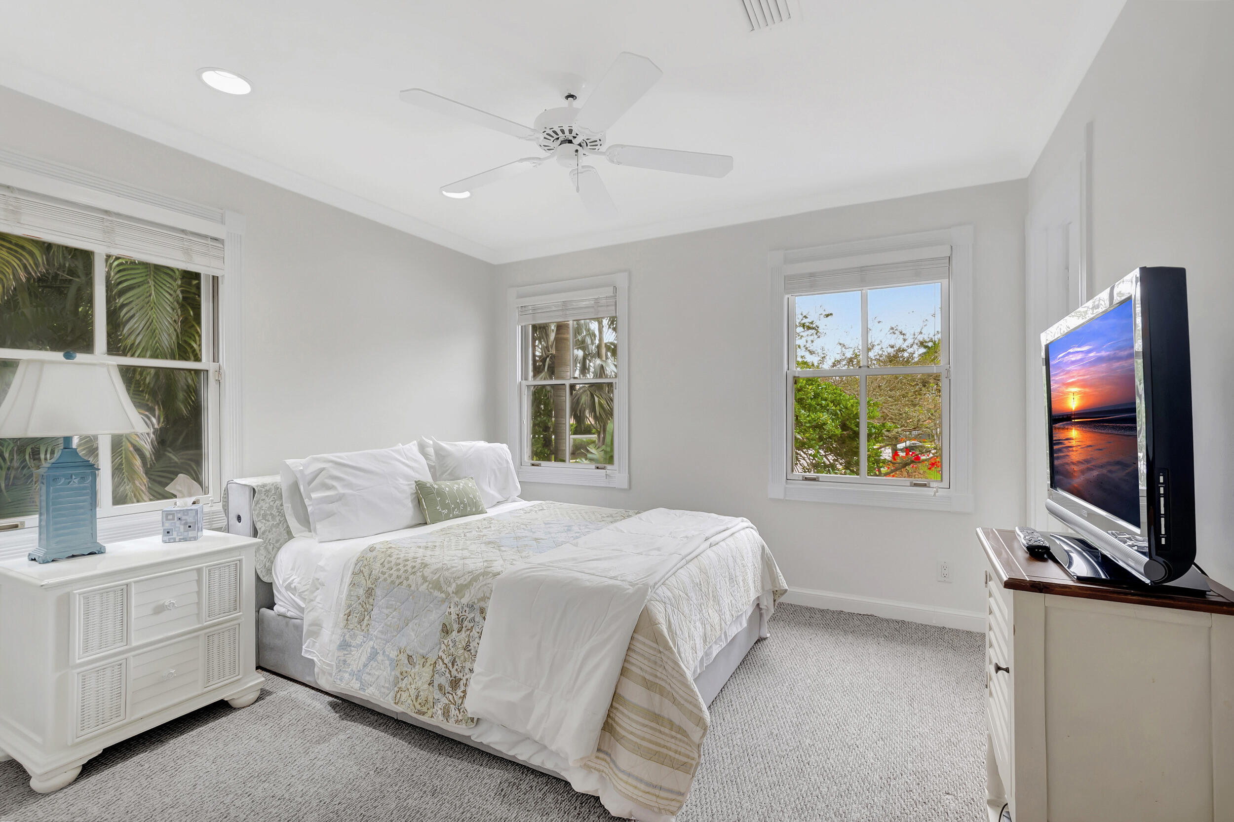 5600 Cambridge Boulevard Boca Raton, FL 33496 - Photo 19 of 27 30_dsc_1257