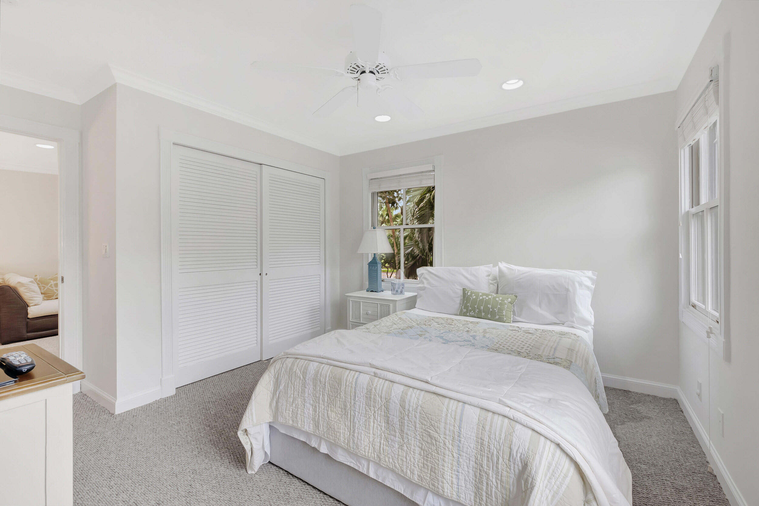 5600 Cambridge Boulevard Boca Raton, FL 33496 - Photo 20 of 27 31_dsc_1262